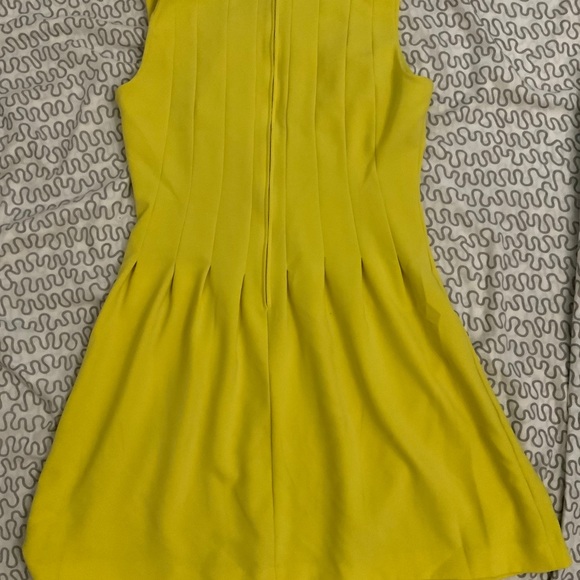 Women dress - Picture 3 of 3